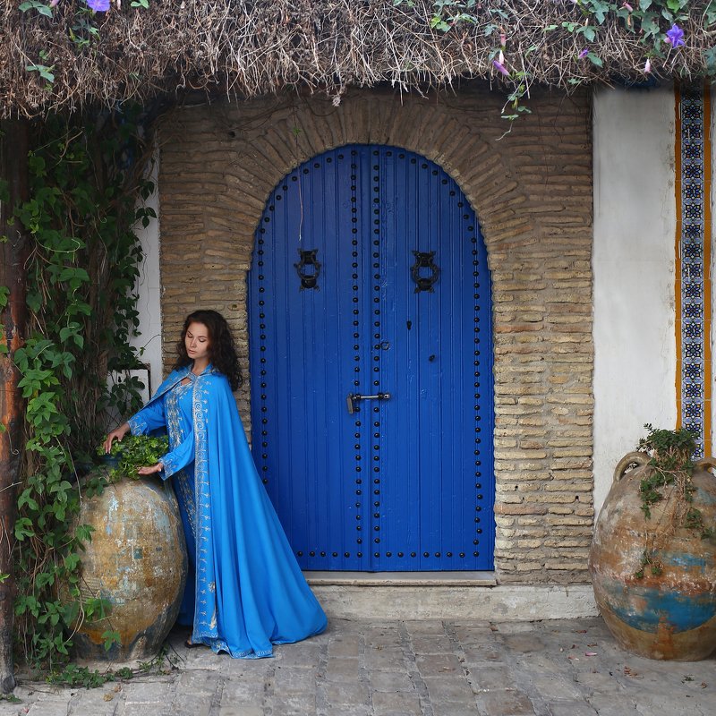 тунис, восток, восточный костюм, восточная девушка, монастир, старый город photo preview