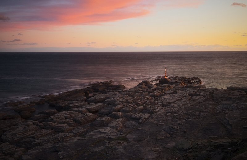 закат краски свет море остров  камни волны пейзаж вечер морской пейзаж россия владивосток фото русский остров приморский край маяк чайки ,,Из жизни Тобизинского маяка,,photo preview