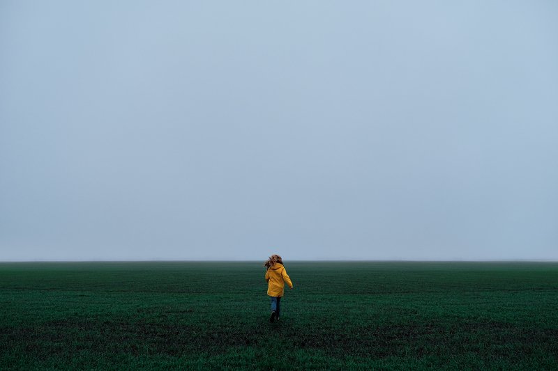 outdoors, people, day, one person, nature, sky, landscape, women, beauty in nature, lifestyles, russia, samara, green, blue, minimalism, contrast, yellow Endless fieldphoto preview