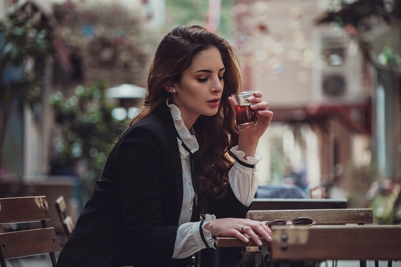 город, прогулка, девушка, весна, счастье, Стамбул, , брюнетка, city, town, walk, woman Гимена апрель 2019 Стамбулphoto preview