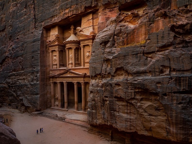 Al-Chaznaphoto preview