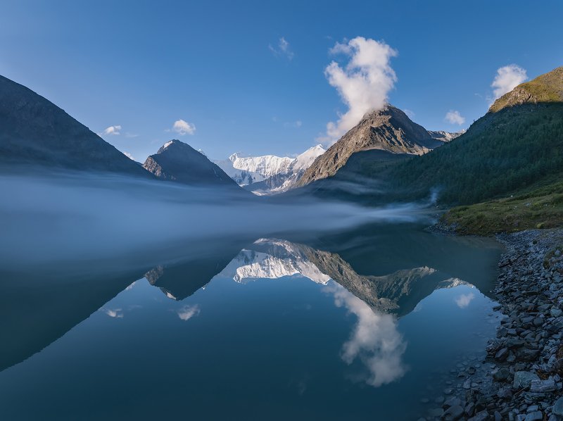 #пейзаж #горы #высота #путешествия #туман #озеро #алтай Утро на Аккемском озере.photo preview