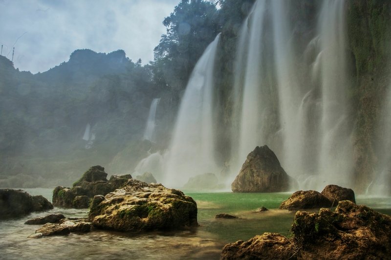 Ban Gioc waterfallphoto preview