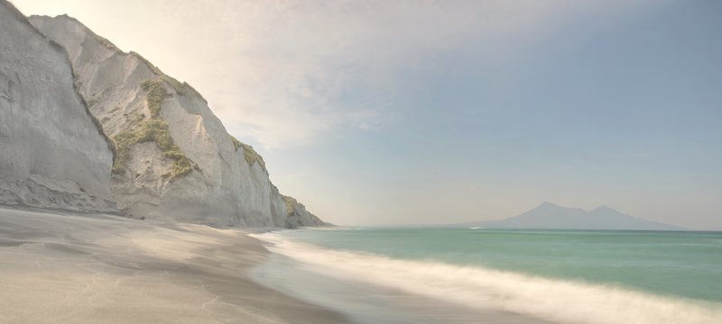 итуруп, пейзаж, путешествия, природа, горы. море Белые скалыphoto preview