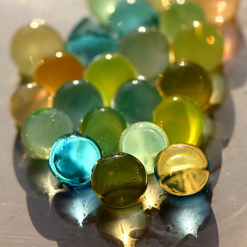 шарики, вода, отражение, balls, roll, water, reflection, swollen, multicolored, colorful Куда мы катимся?...photo preview