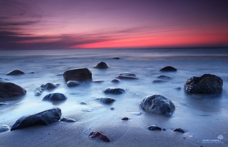 baltic, Canon EF 16-35 mm f/2.8L USM, Canon EOS 5D Mark II, evening of illusions, family garden, juliart5, sea, sky, vint26, Zaporozhenko vitaly & julia Evening of illusionsphoto preview