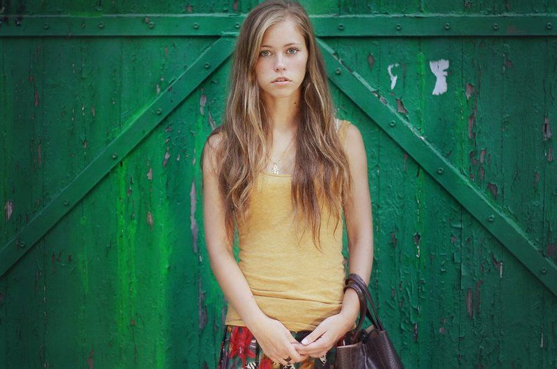 portrait,girl,toning,hair,cute,beauty,портрет,девушка,пленэр,природа Valleryphoto preview