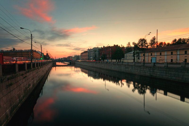 Тихий вечер перед дождливым днёмphoto preview