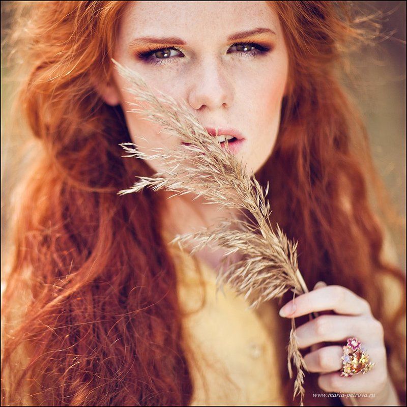 портрет, рыжая Алинаphoto preview