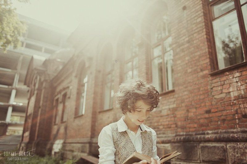 Researcher Worldsphoto preview