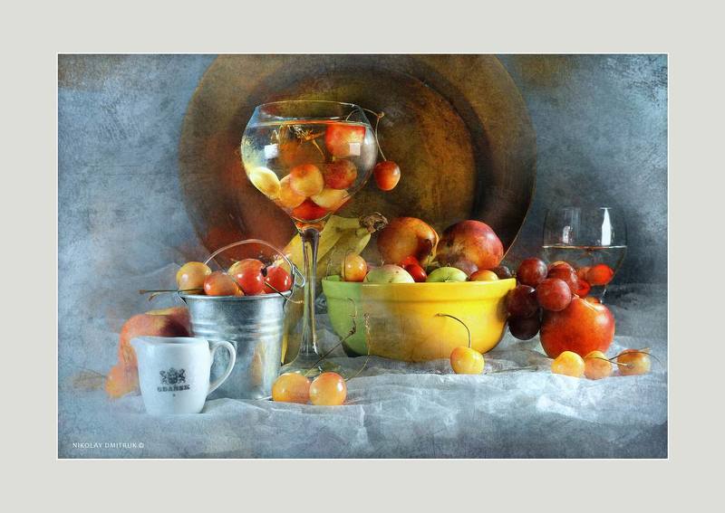 натюрморт ведро черешни. 2019photo preview