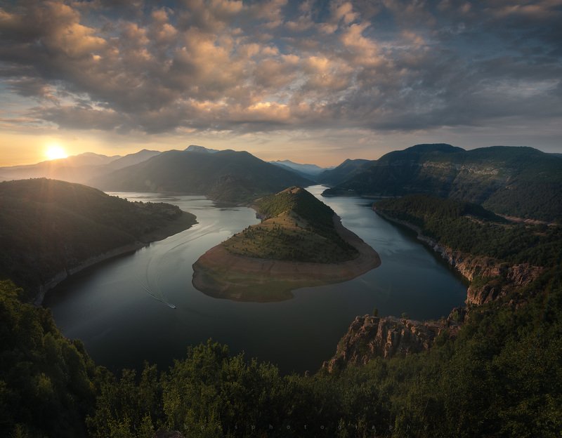 Bulgarian dam Rhodope mountain photo preview