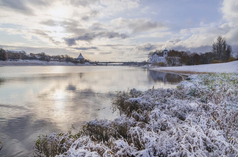 псков, осень, снег, река Первый снегphoto preview