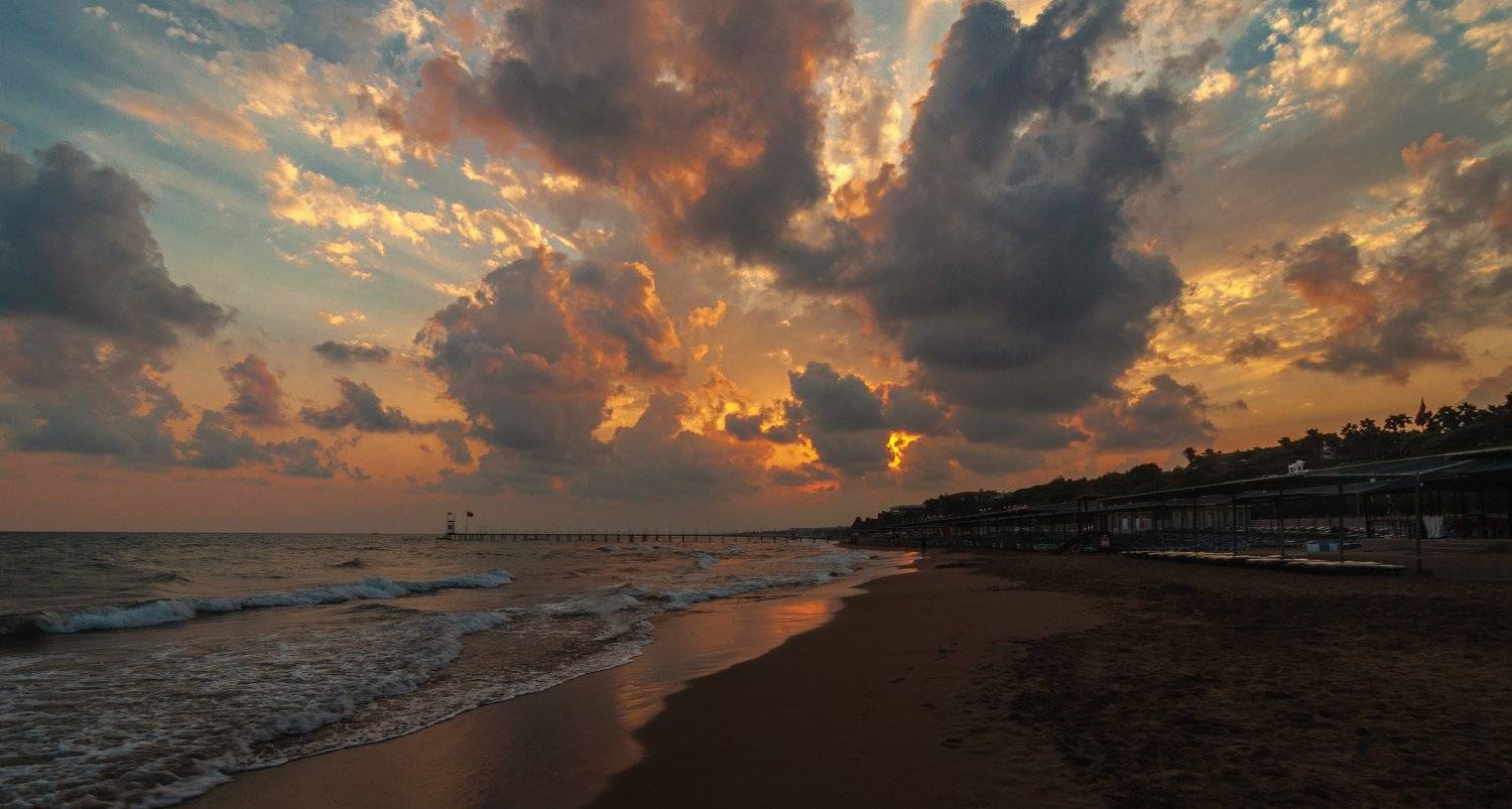 Облачный закат. Автор: Армашов-Тельник Григорий пейзаж, море, закат, небо, облака, волны, Турция, лето, Армашов-Тельник Григорий