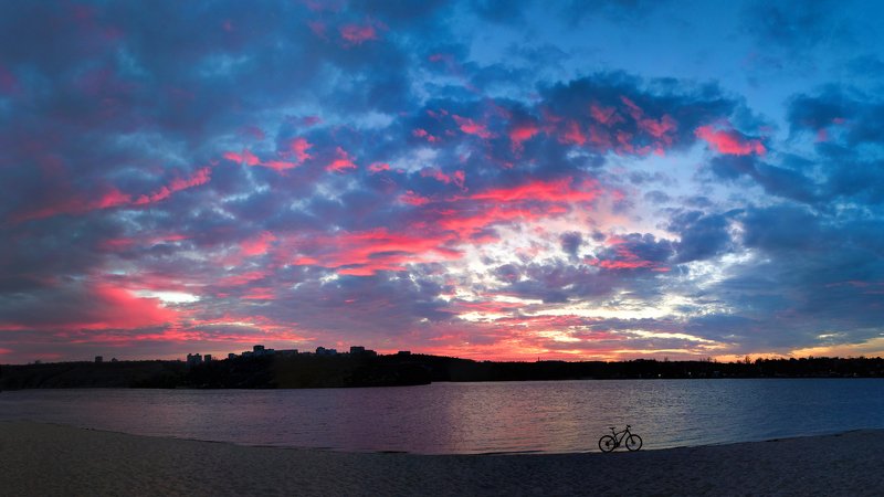 закат,вечер,осень,ноябрь,хортица,запорожье,краски,небо,река,река днепр,велосипед,дерево,пейзаж,landscape,sunset ***photo preview