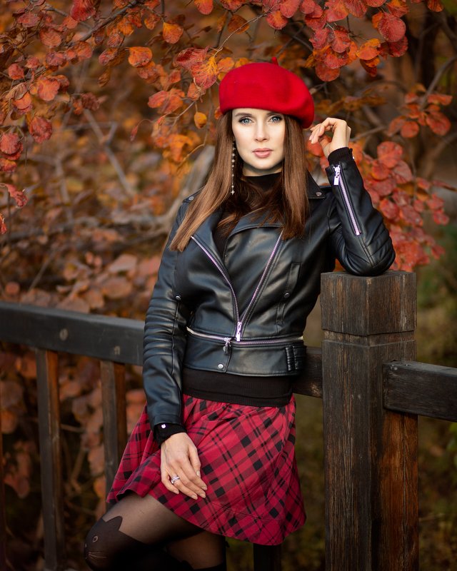 model, girl, portrait, body, face, beauty, beautiful, gurulee, natural light, russian, pretty,sensual Autumn-girlphoto preview