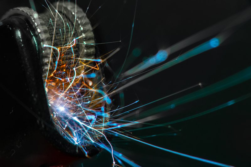 зажигалка, искры, макро, макросъемка Гефест за работойphoto preview