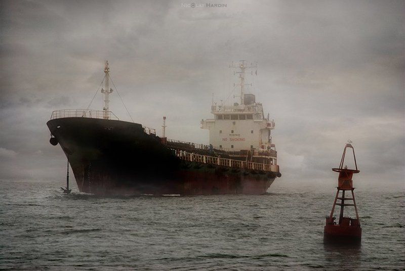 японское, , , море, , , корабли, , , туман Smokingphoto preview