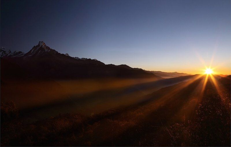 непал, горы, гималаи утро в горахphoto preview