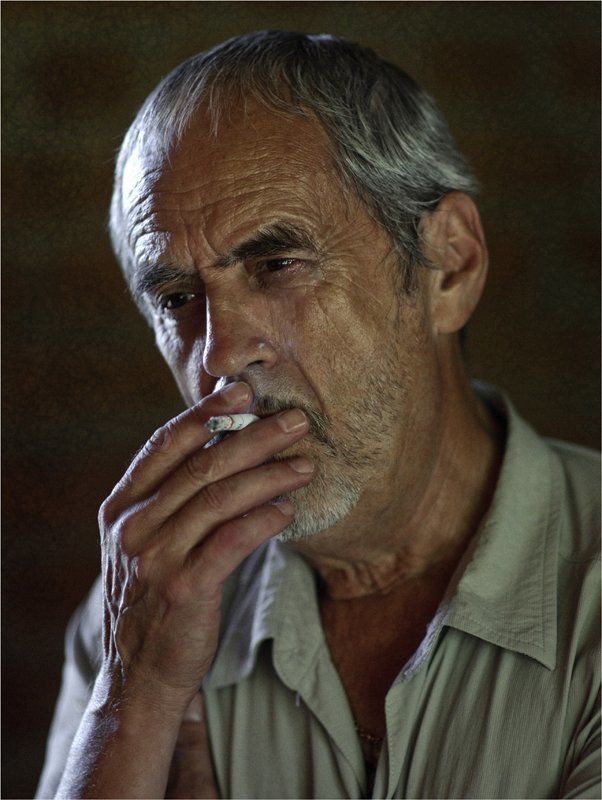 мужчина, портрет, лица, люди, жанровый портрет Огонёк  Жизни...photo preview