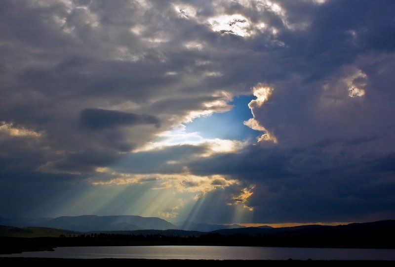 алтай,горный алтай ,улаганское озеро. -*-photo preview