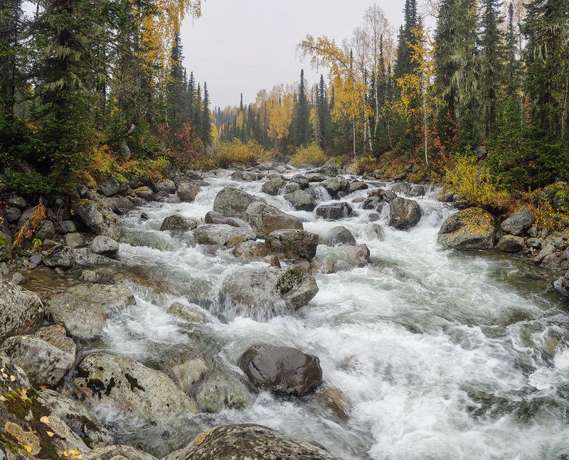 Поднебесные зубья, ручей, Высокогорный Про высокогорный ручейphoto preview