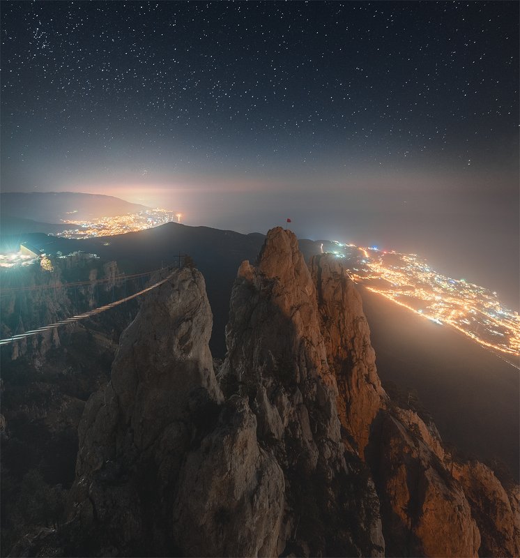 крым, зубцы ай-петри, ай-петри, ночь, ялта Зубцы Ай-Петриphoto preview