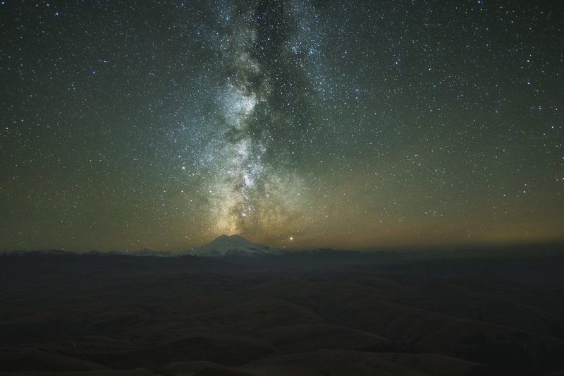 россия, кабардино-балкария, кавказ, природа, пейзаж, горы, плато, канжол, ночь, звезды, галактика, млечный путь, эльбрус Кавказская ночьphoto preview