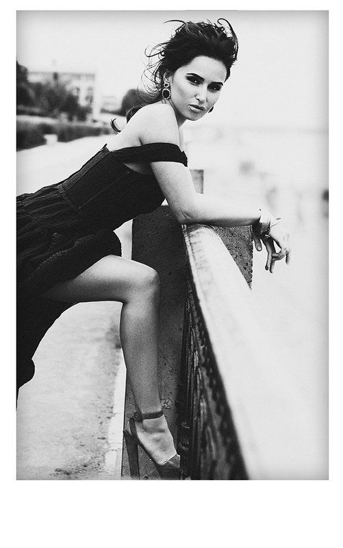 италия, моника, черно белое фото, париж, женственность Italianophoto preview
