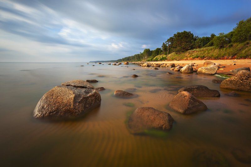 у старого маякаphoto preview