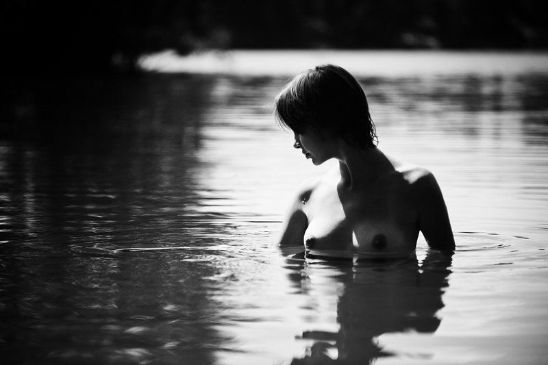 девушка, озеро * * *photo preview