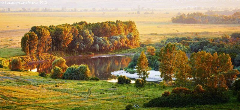 молдова, пейзаж, bolucevschi Поворот рекиphoto preview