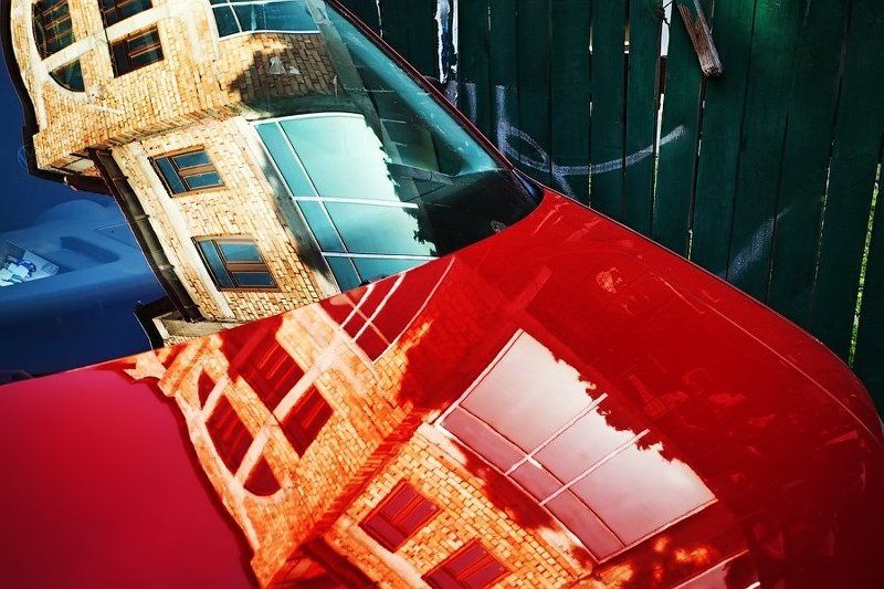 Красная машинаphoto preview