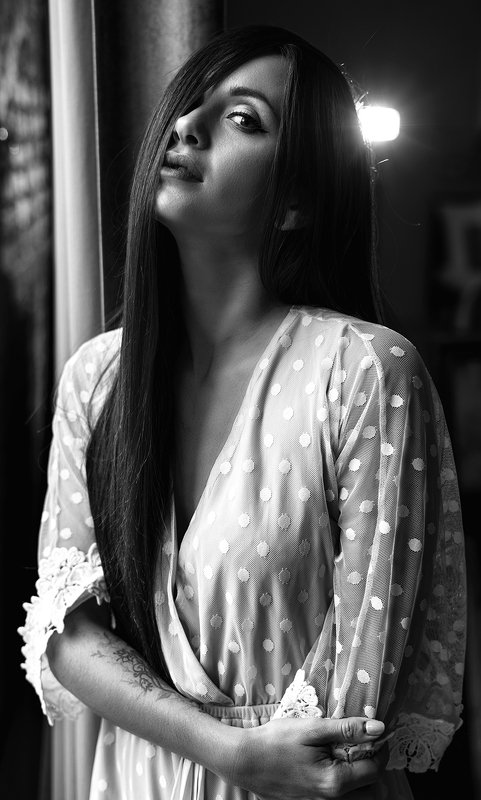 портрет, девушка, чб, красота AlinaIvoryphoto preview