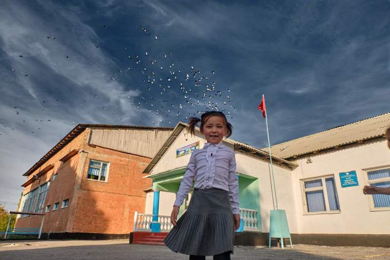 голуби, девочка, стрит,  ***photo preview