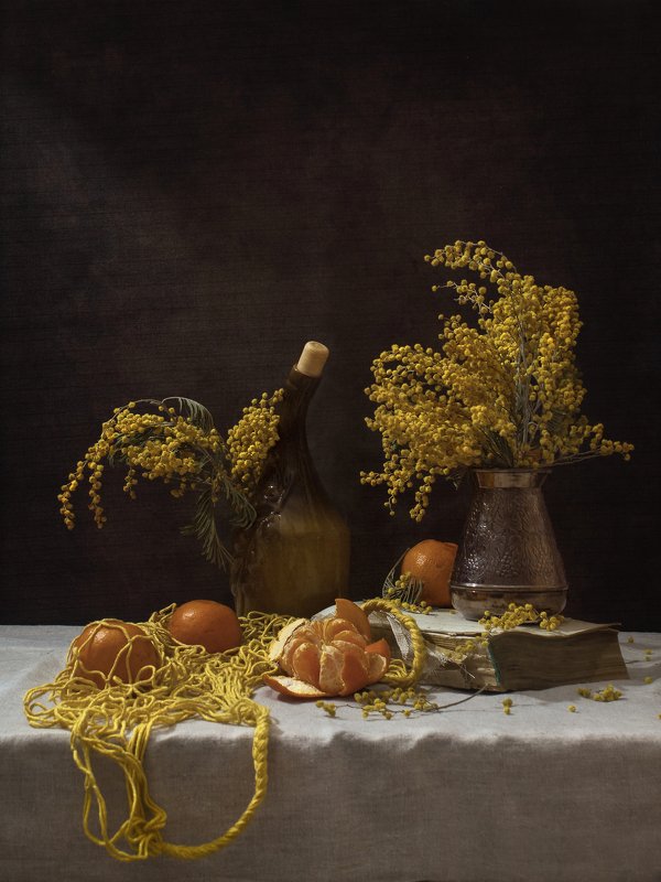 натюрморт, желтый, мандарины, авоська, мимоза Натюрморт с мандаринами и мимозой фото превью