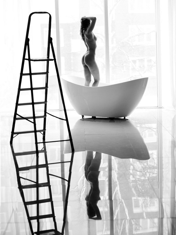 Bath and ladderphoto preview