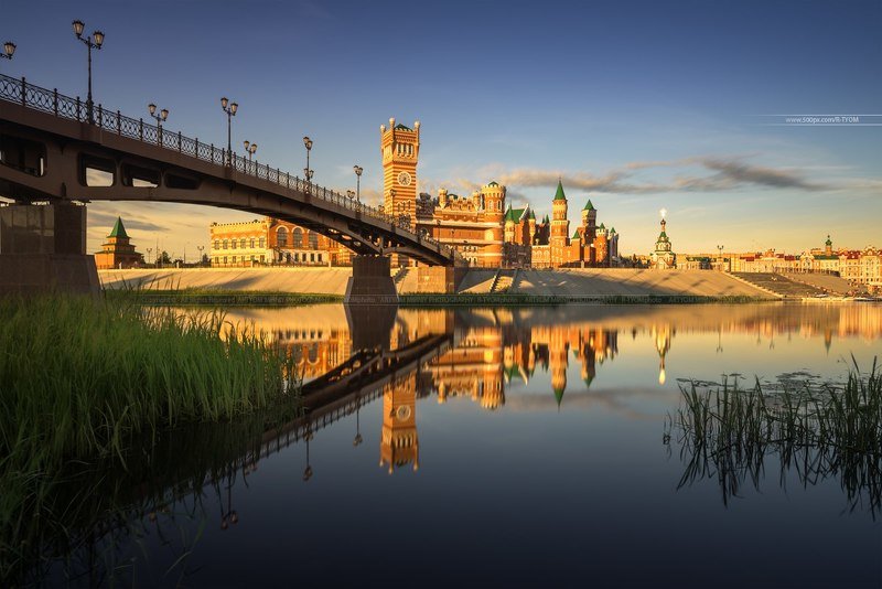 каприччио, фотохудожник, capriccio, йошкар-ола, россия, артем мирный, отражение, замок, вода, река, artyom mirniy, yoshkar-ola, театр, кукольный, республиканский, башня, свет, патриарший мост, небо, марий эл, Йошкар-Олаphoto preview