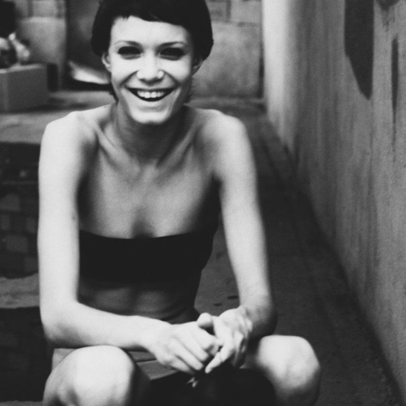 chucha девочка с трубой на головеphoto preview