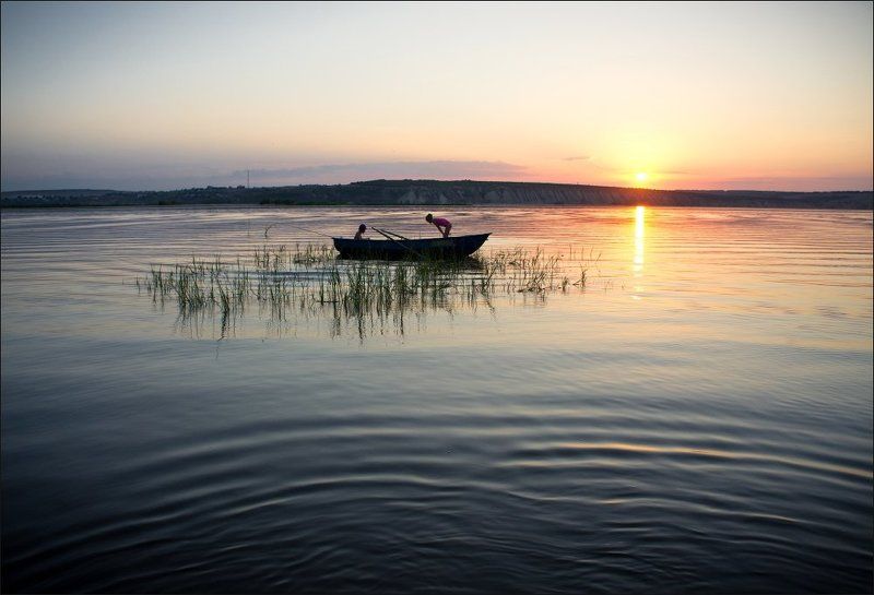 волга и тишина...photo preview