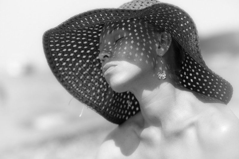 девушка, шляпка Любимаяphoto preview