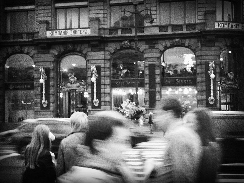 город, люди, прошлое город, которого нетphoto preview