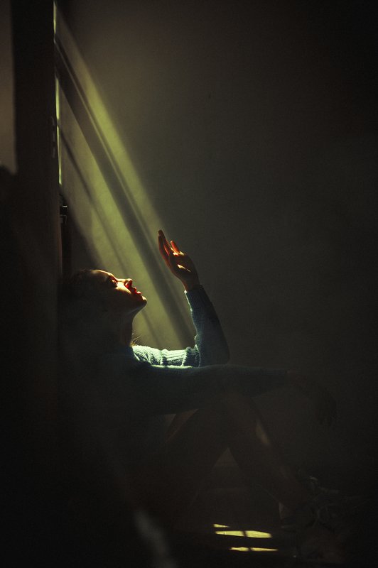 MAROONEDphoto preview