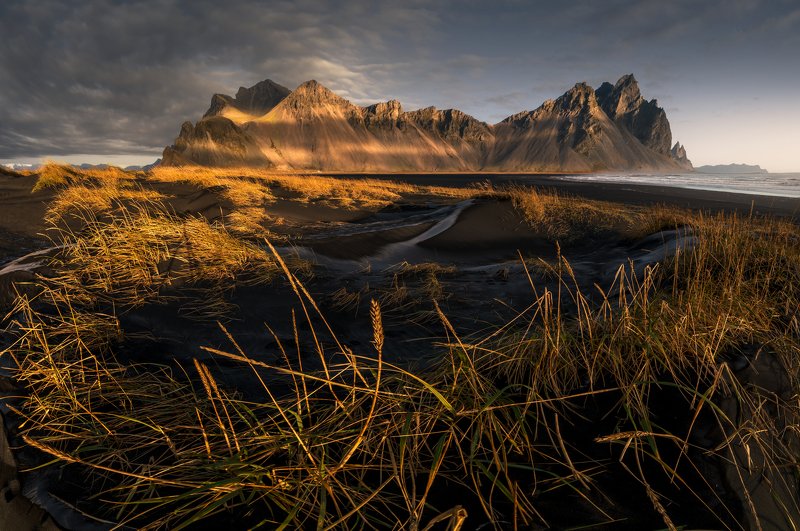 @landscape @mountains @sunrise @iceland @photography @travel Stokknesphoto preview