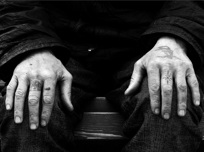 чб, монохром рукиphoto preview