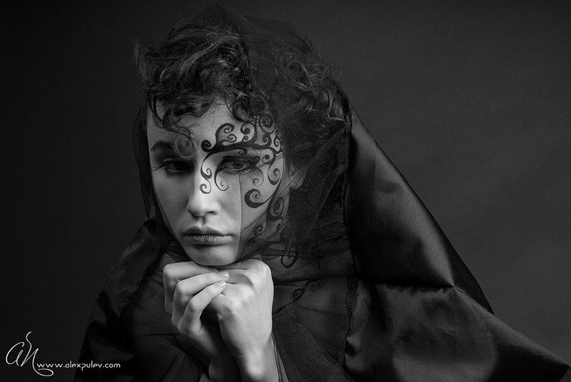 мольба,мысли,раздумья,девушка,черное,белое Мольбаphoto preview