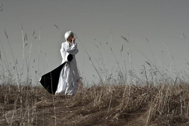 И срослись по песчинкам камни (из серии СеНо). Автор: Яна Денисенко пустота, сухое, вечность сено, Яна Денисенко