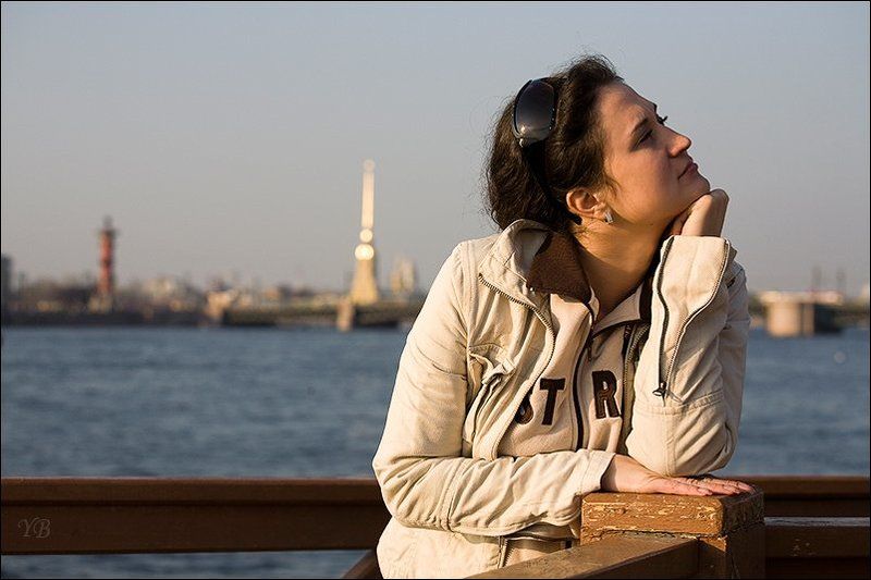 вера, весна, нева, набережная ..не подходи ко мне...photo preview