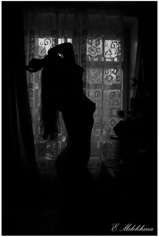 в тени в тениphoto preview