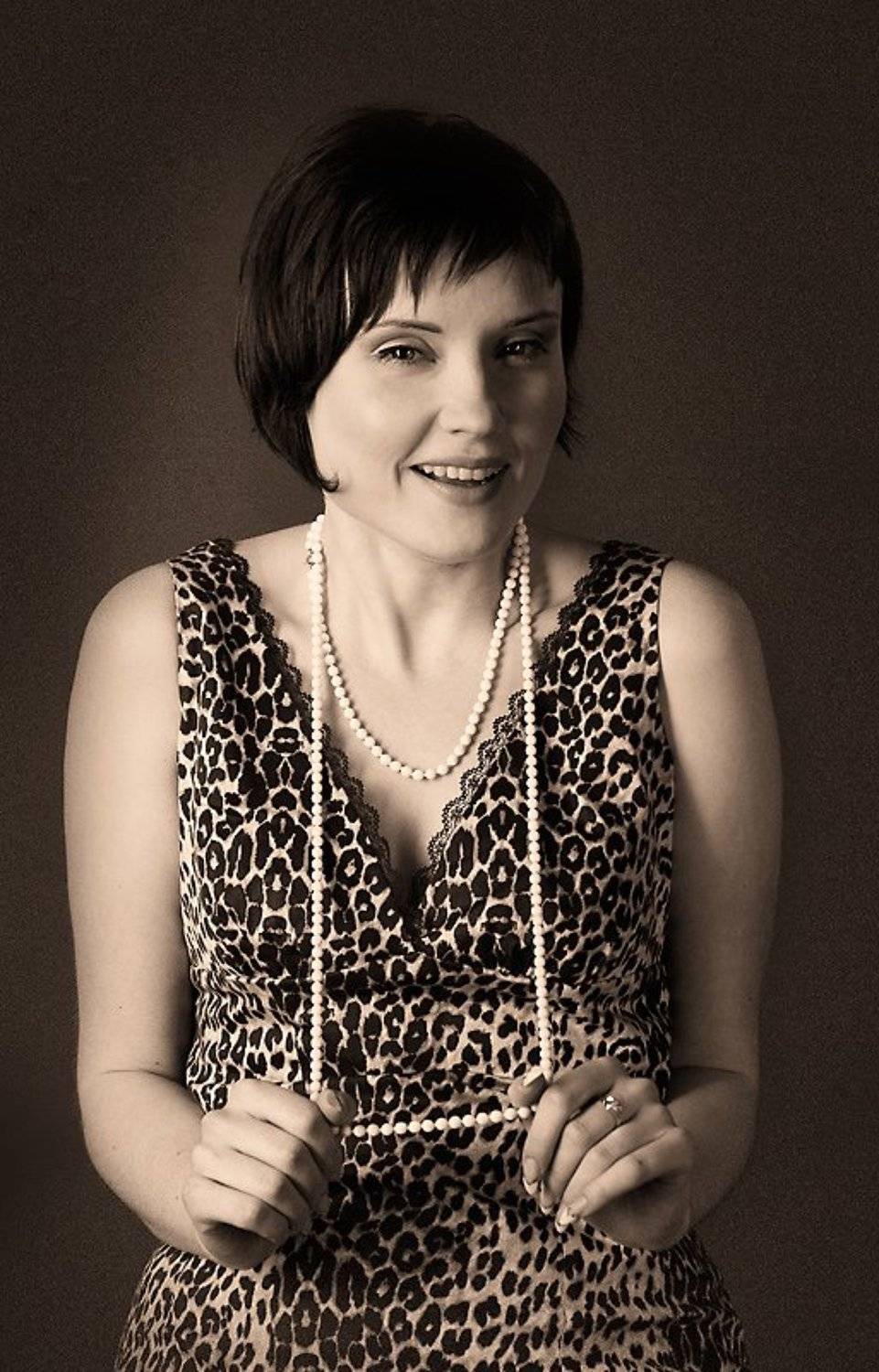 женский портрет девушка бусы, Anna Fomicheva [nusha]